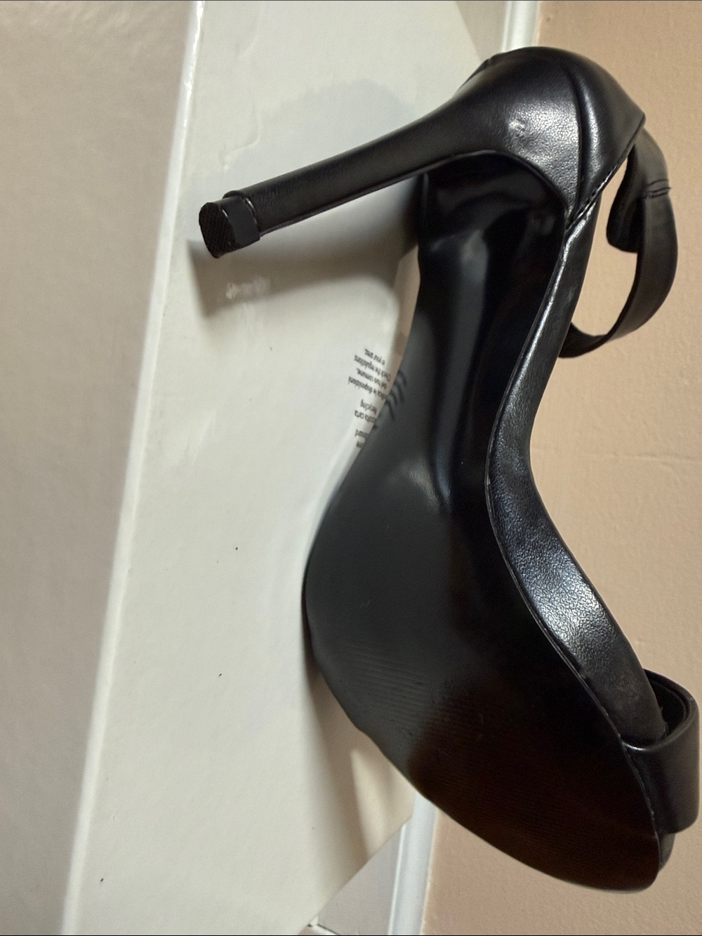 Steve Madden - Picture 6 of 8
